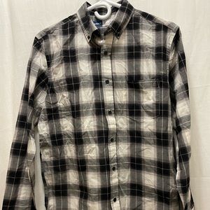 Mens small plaid shirt. Old Navy button down. BNWT